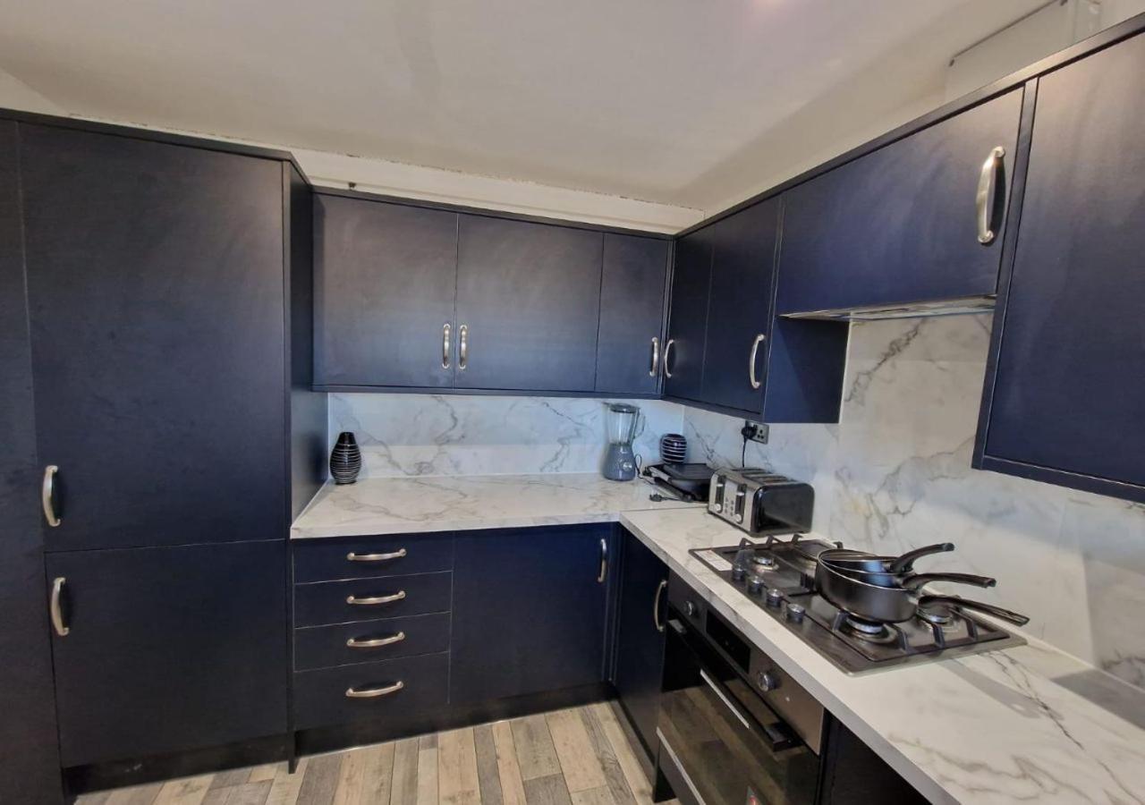 Private Room In London Enfield With Parking Esterno foto